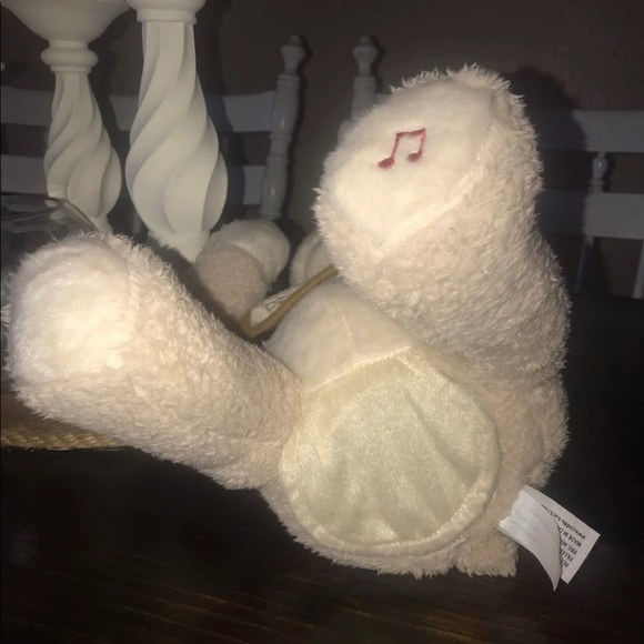 Cuddle Barn Animated Singing Teddy Bear Plush Toy - Peek a Boo Bear - Picture 7 of 8